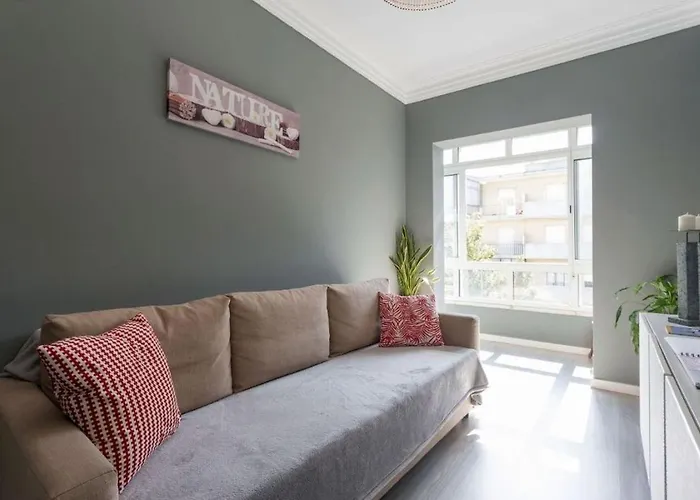2-bedroom Flat In Moscavide Near Fil And Arena דירה