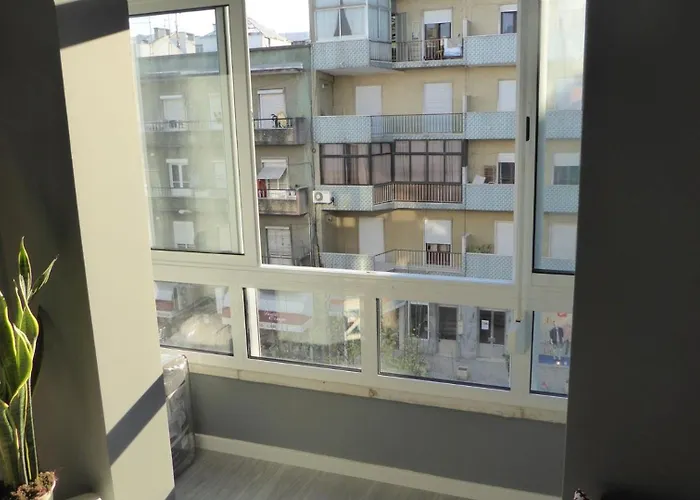 2-bedroom Flat In Moscavide Near Fil And Arena Loures