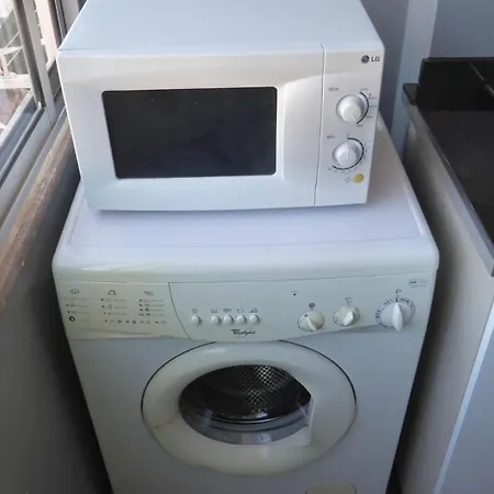 2-bedroom Flat In Moscavide Near Fil And Arena * Loures