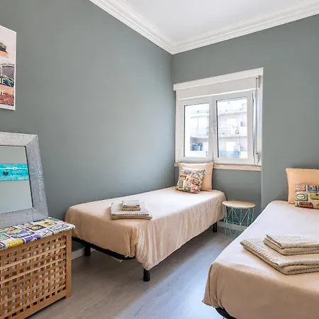 Apartamento 2-bedroom Flat In Moscavide Near Fil And Arena Loures