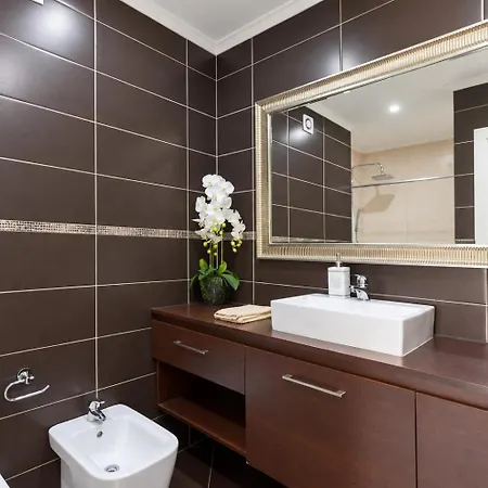 Appartamento 2-bedroom Flat In Moscavide Near Fil And Arena *