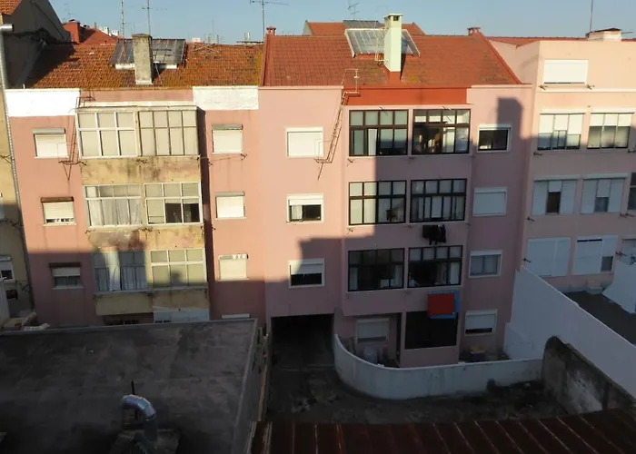 Апартаменты 2-bedroom Flat In Moscavide Near Fil And Arena