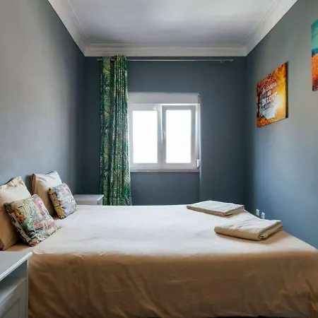 Be Local - With 2 Bedrooms In Moscavide - * Lisbon